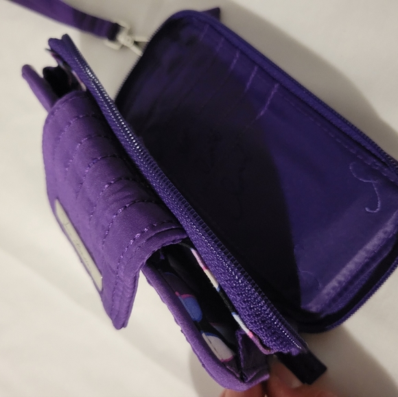 VERA BRADLEY MINI ZIP WRISTLET - Picture 4 of 5